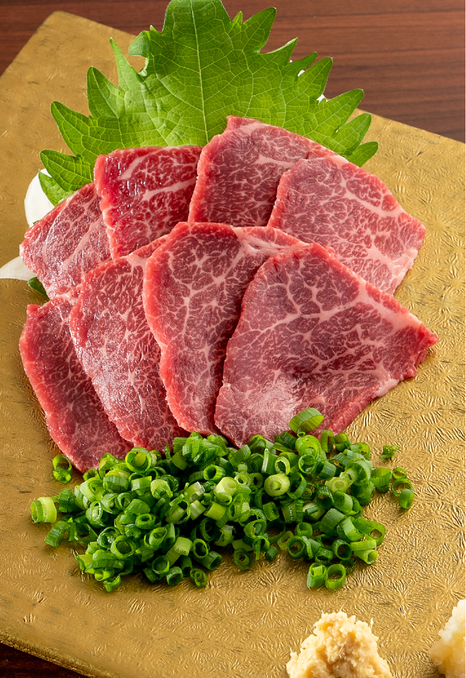 赤身タテガミ馬刺